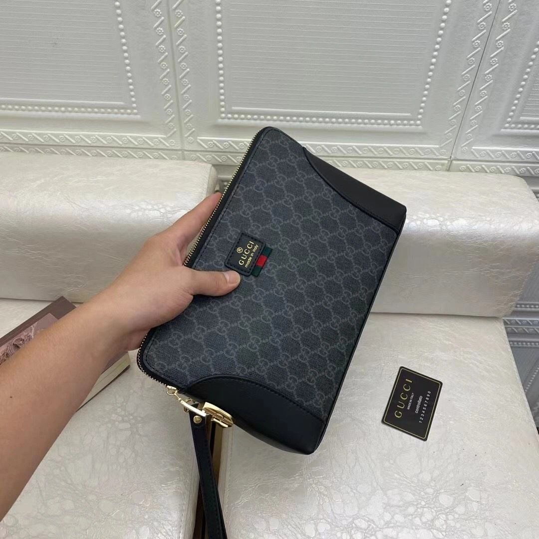 Refined Mens Gucci Clutch Bags 93022