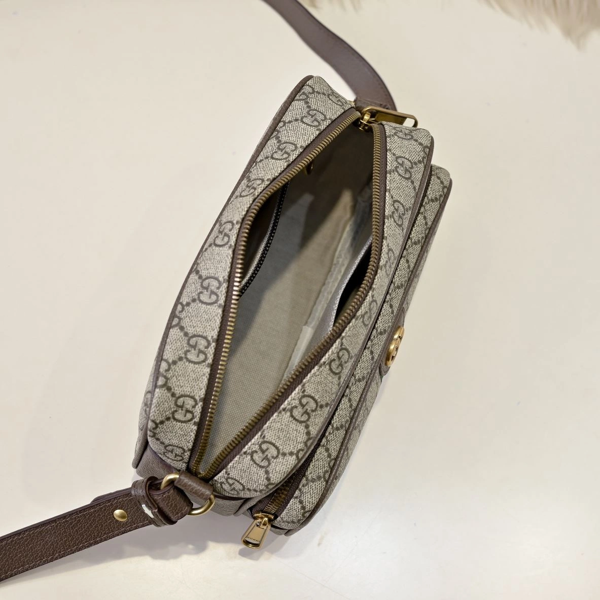 Mens Gucci Satchel Bags Versatile 90914