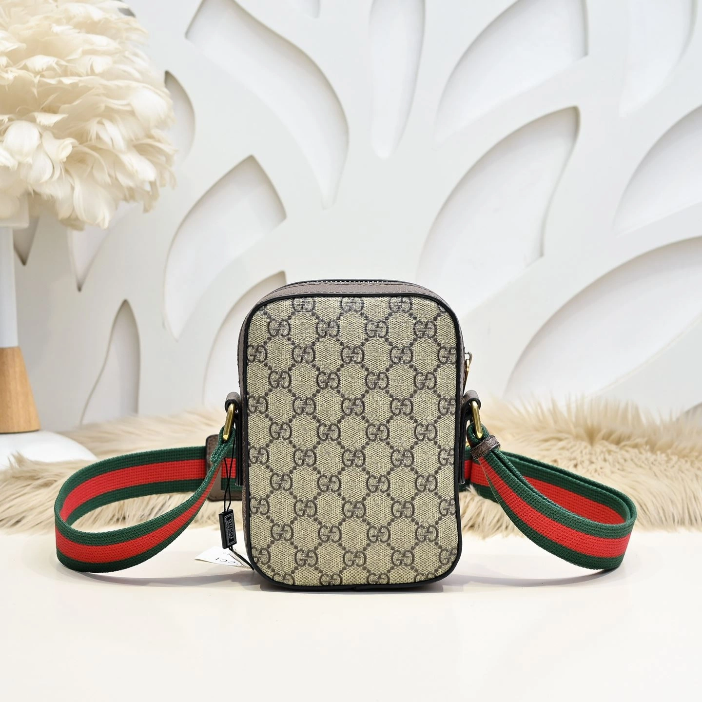 MoistureWicking Mens Gucci Satchel Bags 90879