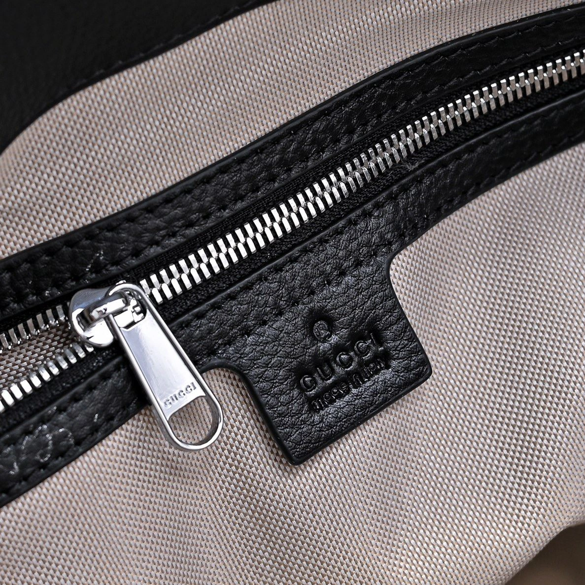 Seasonal Mens Gucci Satchel Bags 90872