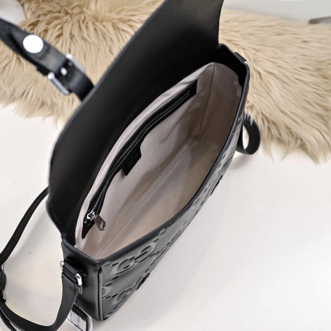 Seasonal Mens Gucci Satchel Bags 90872