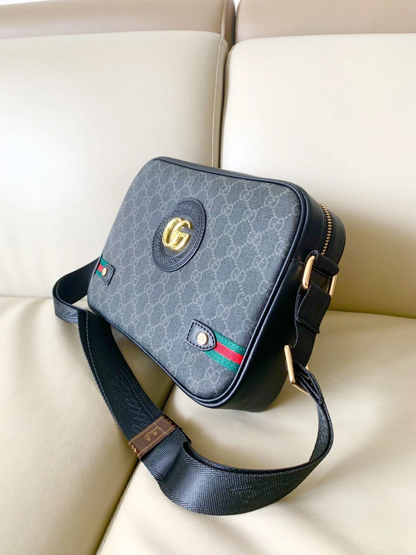 Mens Gucci Satchel Bags Effortless 92985