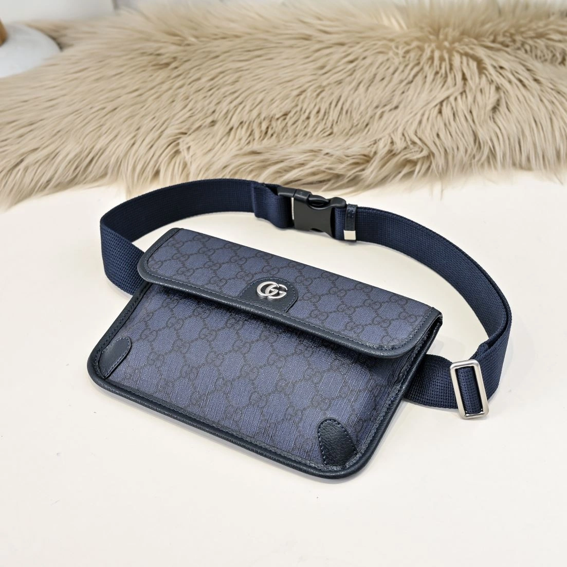 Mens Gucci Waist Chest Packs Functional 90870