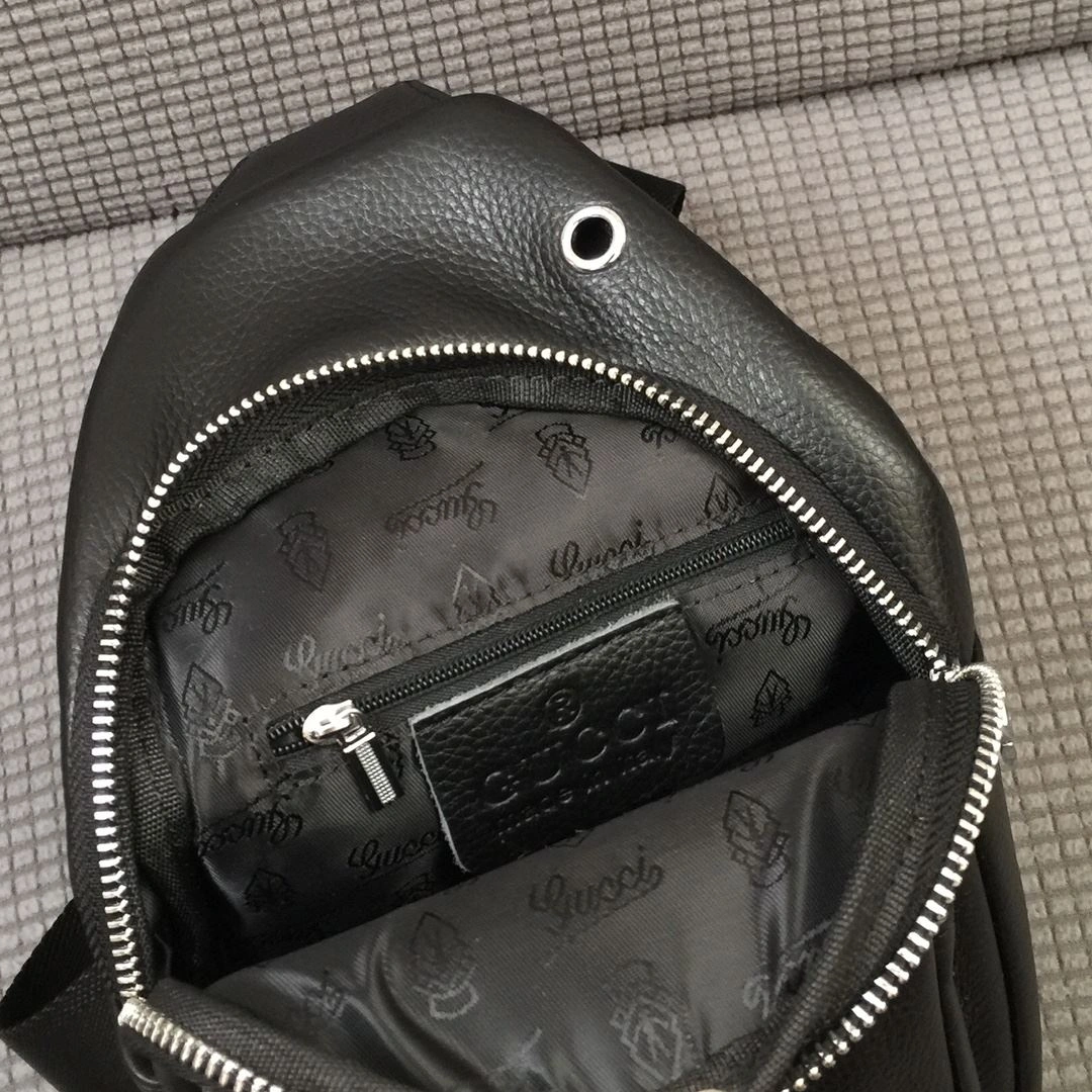 Fashionable Mens Gucci Waist Chest Packs 92944