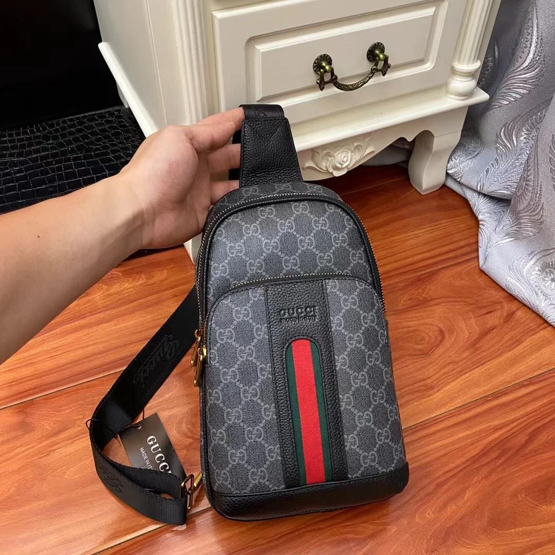 SmoothTexture Mens Gucci Waist Chest Packs 93002