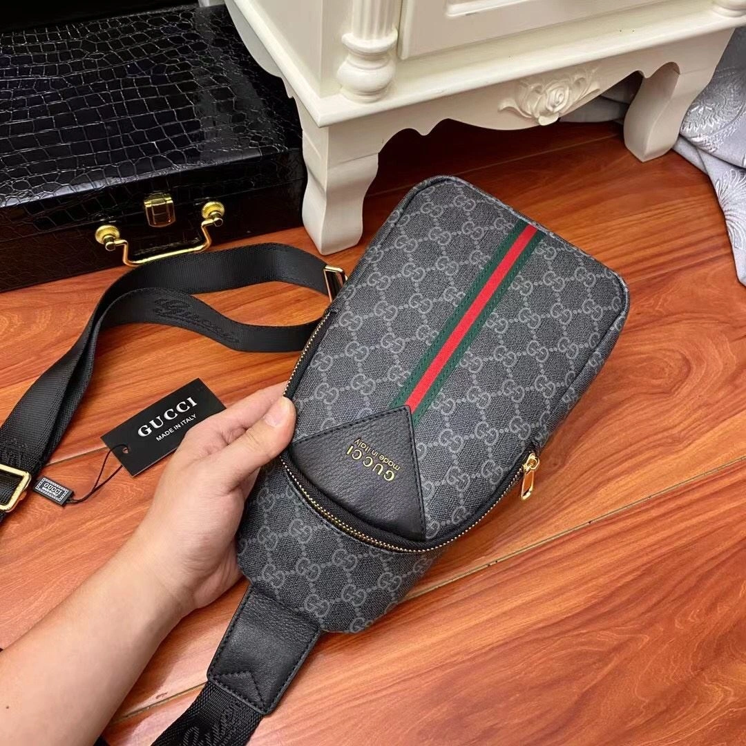 Flexible Mens Gucci Waist Chest Packs 92924