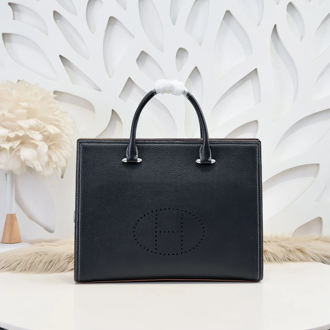 Sustainable Mens Hermes Briefcases 90851