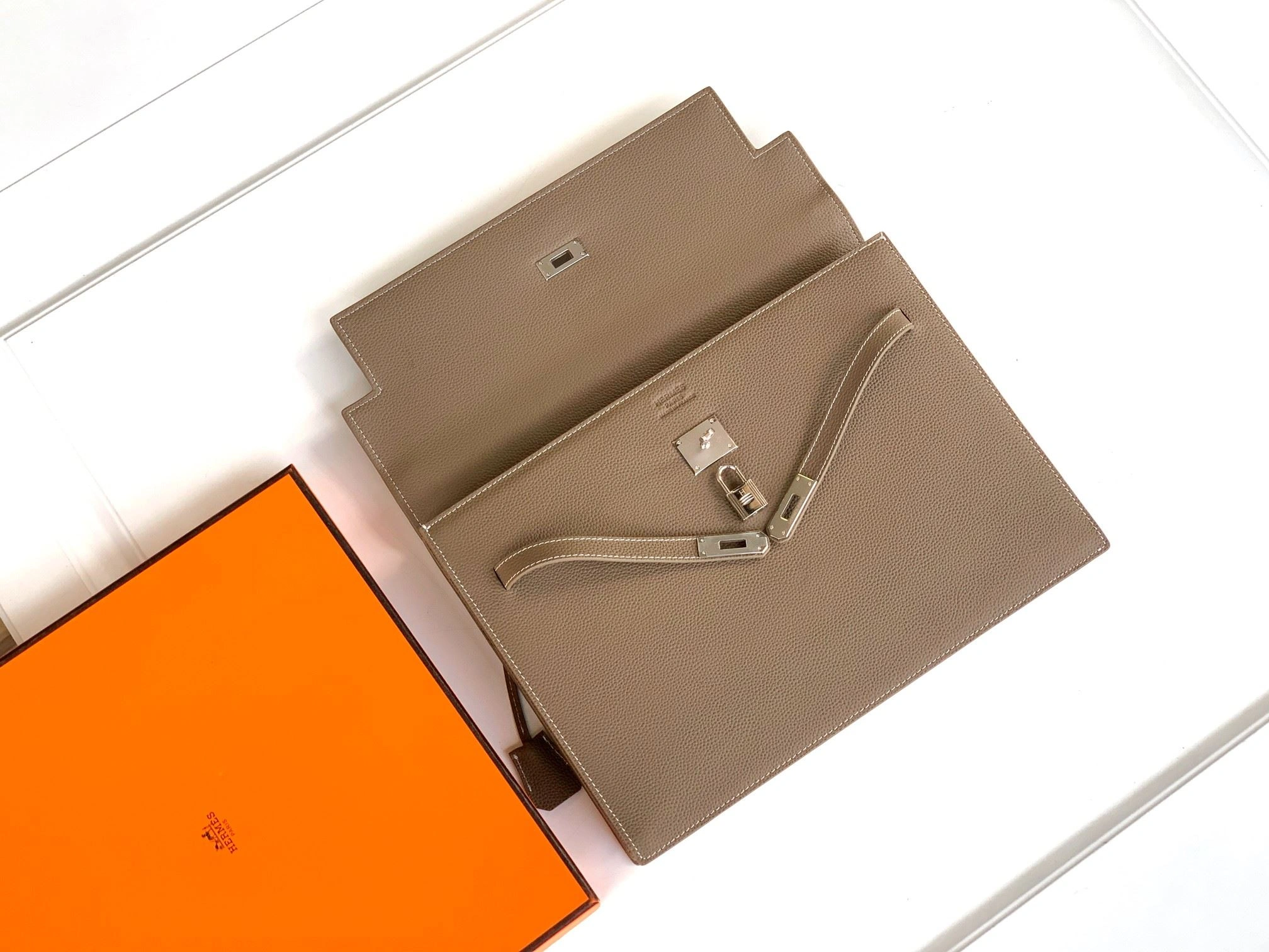 Mens Hermes Briefcases Classic 91830