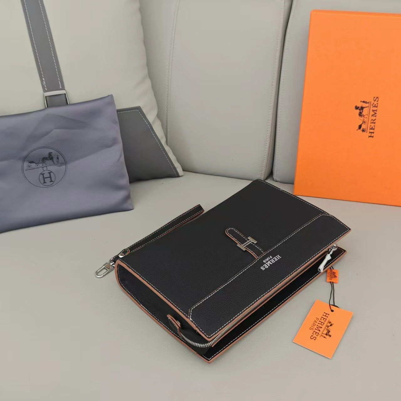 Sustainable Mens Hermes Clutch Bags 92910