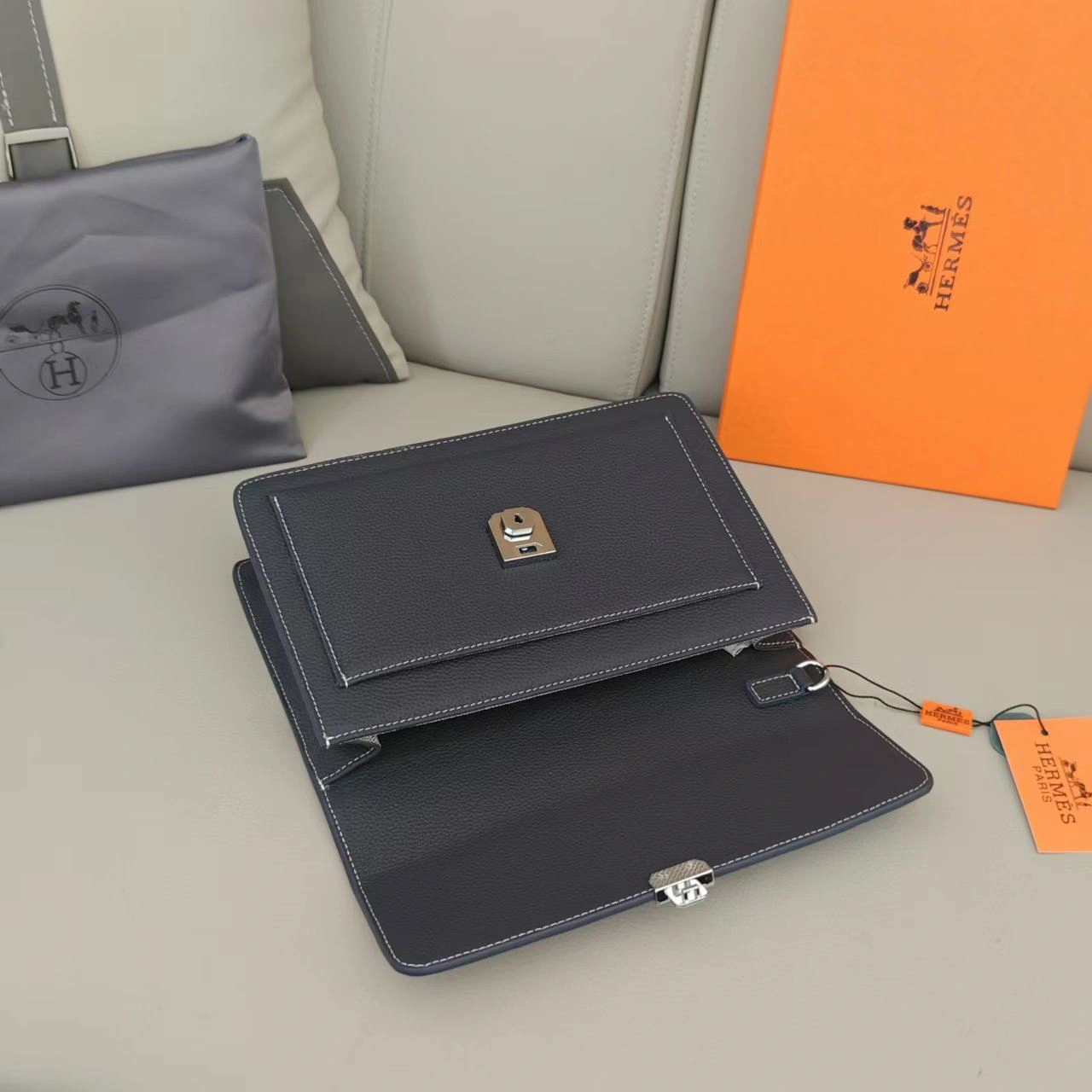 SmoothTexture Mens Hermes Clutch Bags 92873