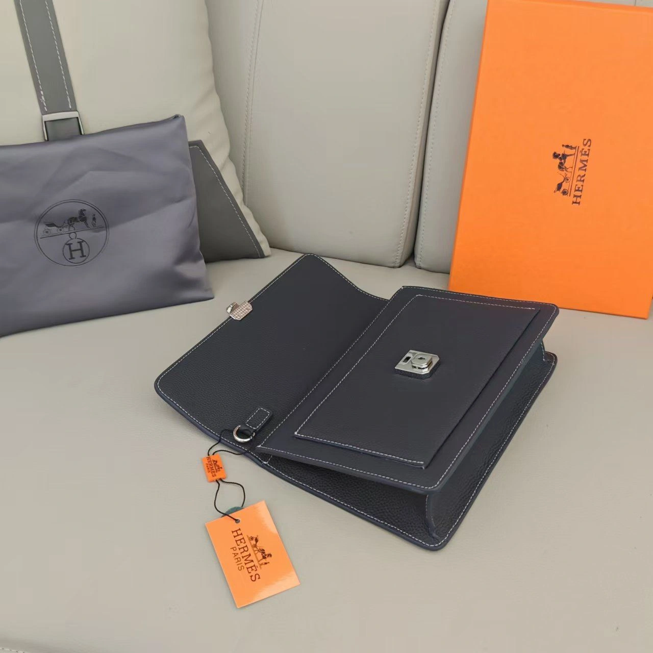 SmoothTexture Mens Hermes Clutch Bags 92873