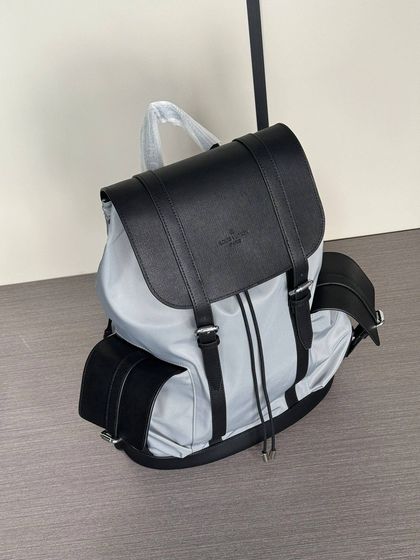 MoistureWicking Mens Louis Vuitton Backpacks 92833