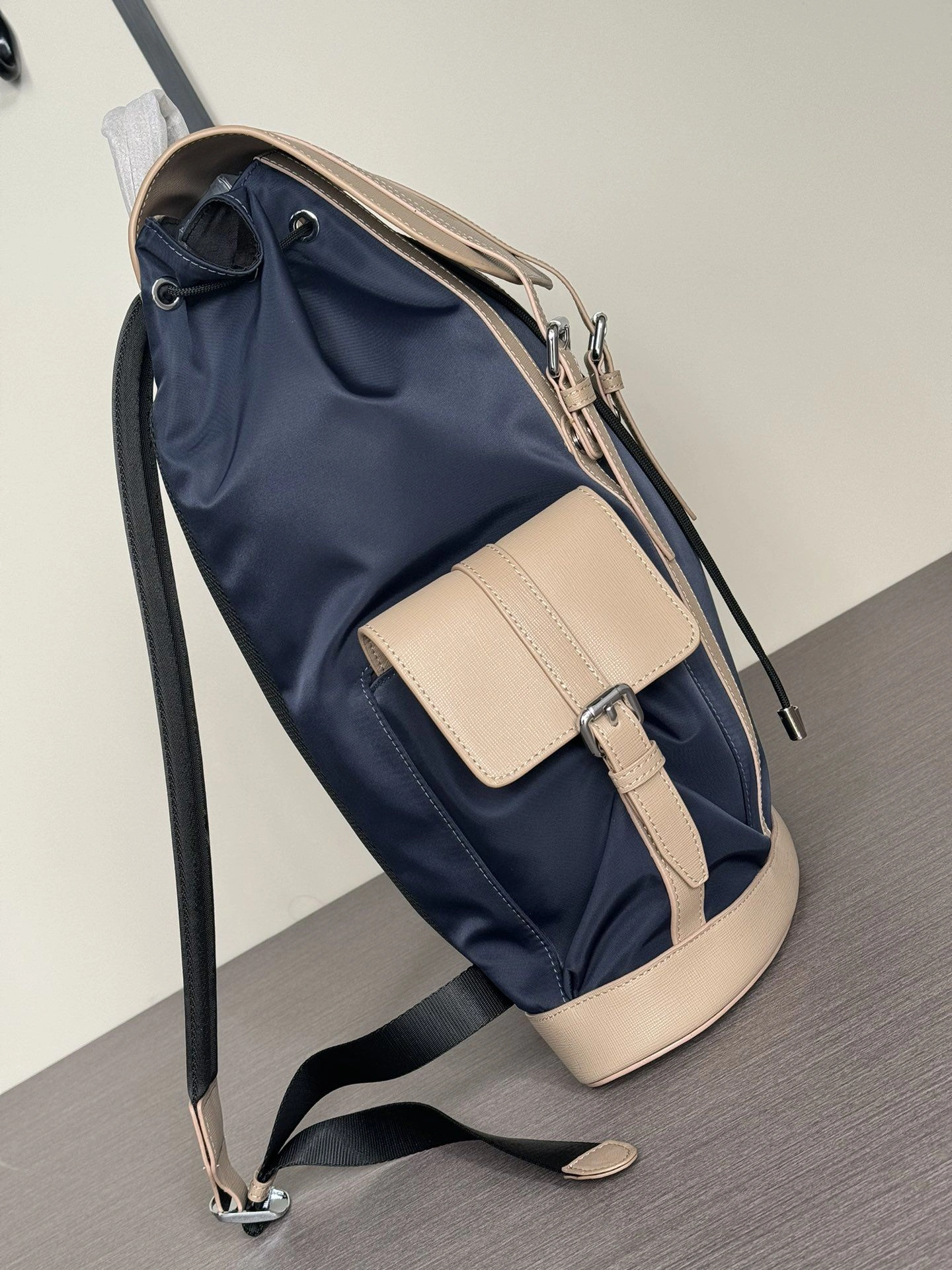 Fashionable Mens Louis Vuitton Backpacks 92831