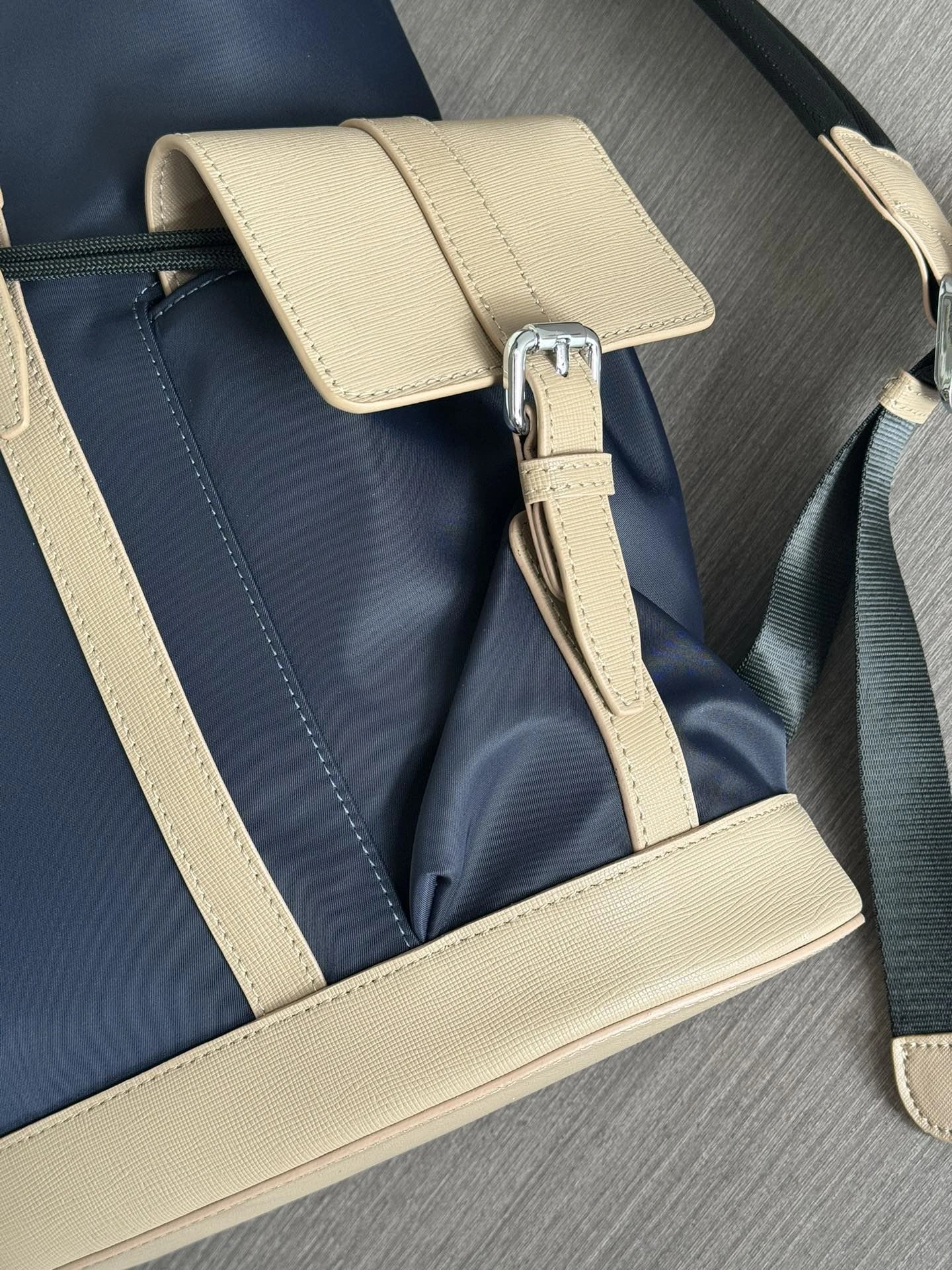 Fashionable Mens Louis Vuitton Backpacks 92831