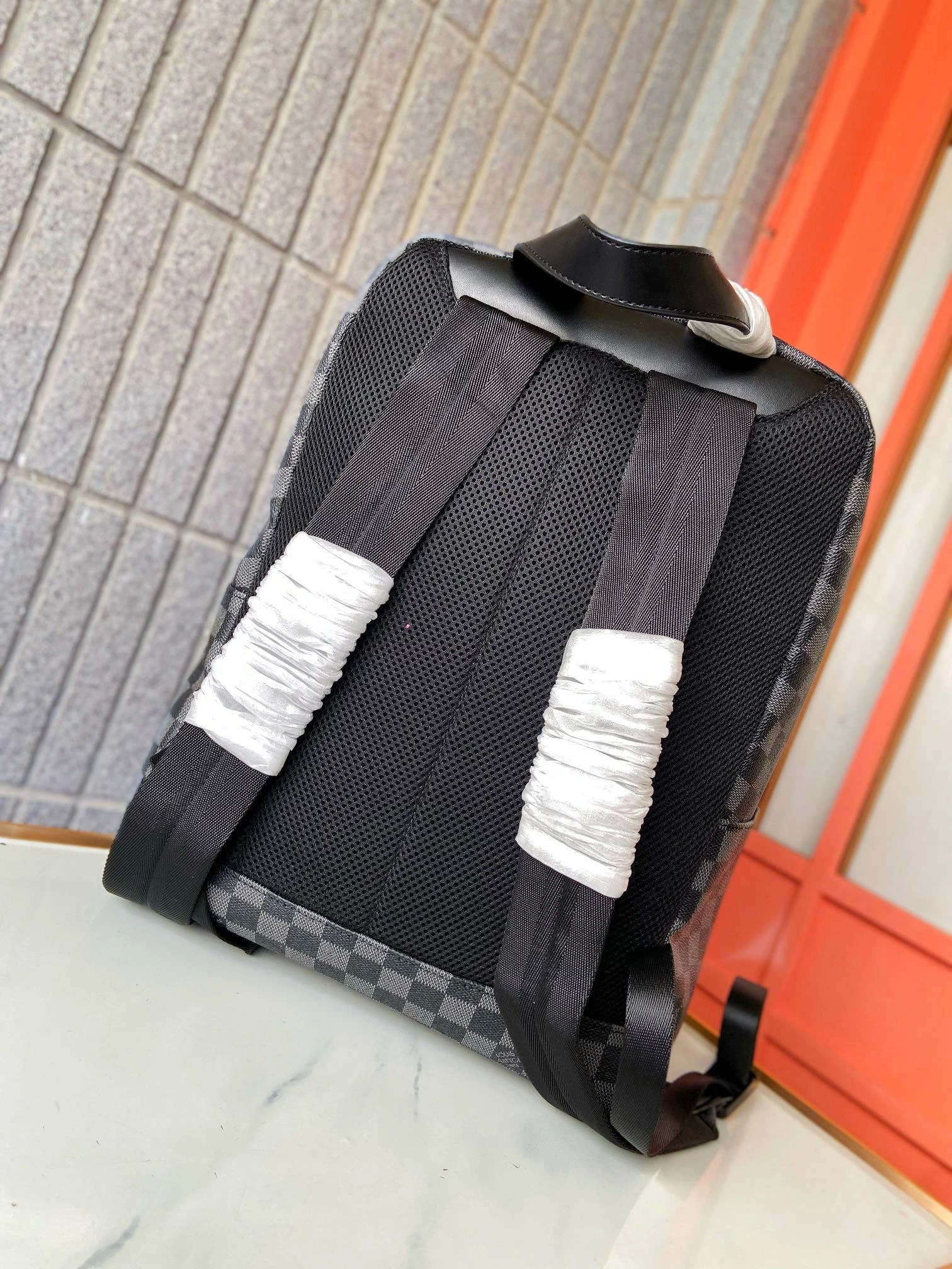 Mens Louis Vuitton Backpacks Durable 92859