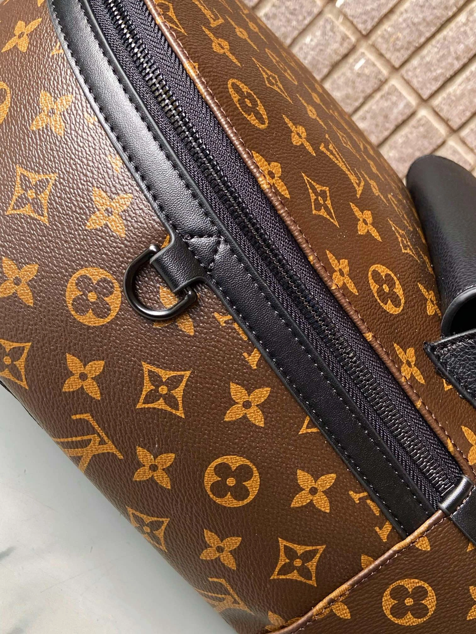 Mens Louis Vuitton Backpacks Seasonal 92865