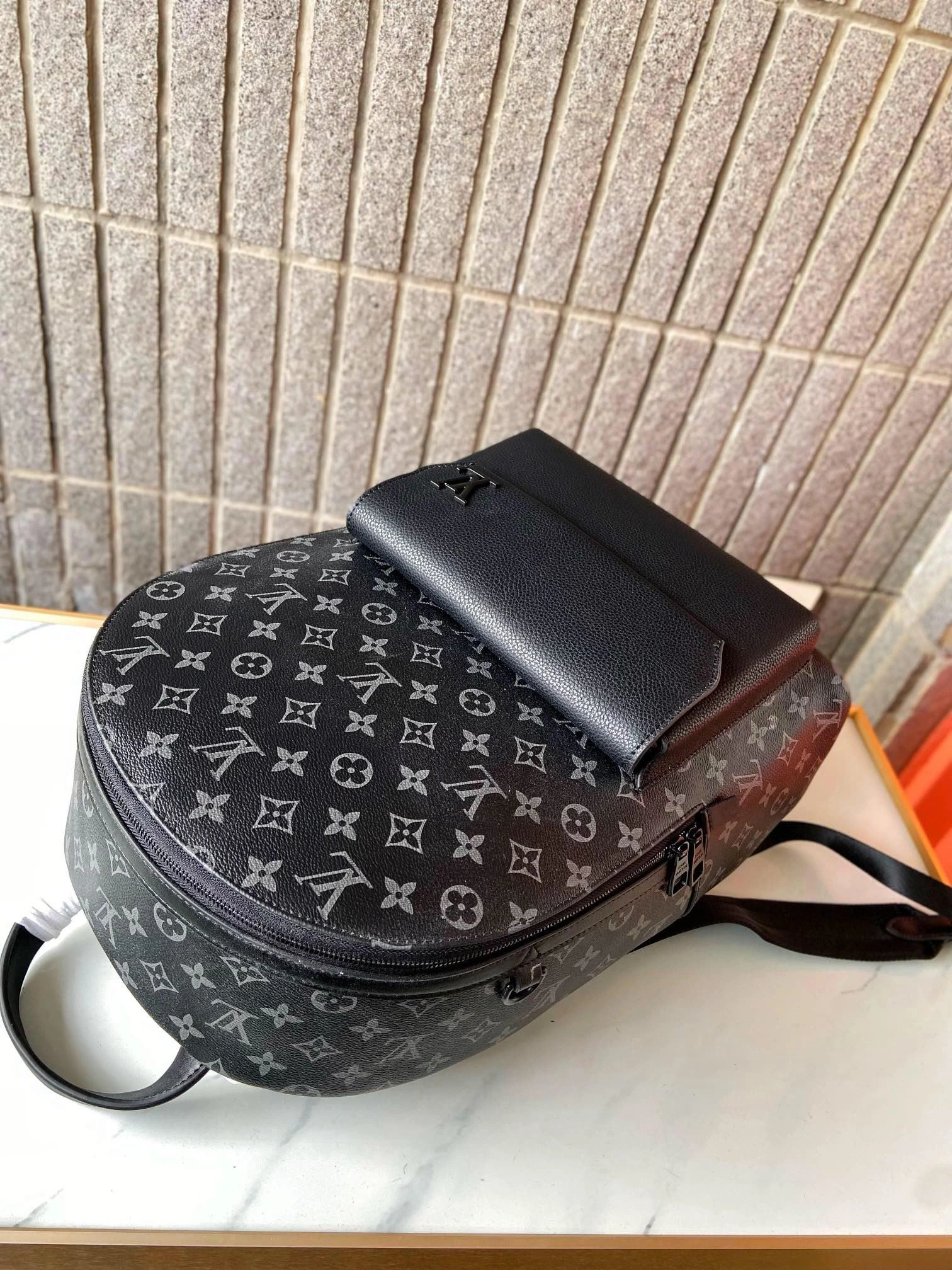 Cozy Mens Louis Vuitton Backpacks 92829