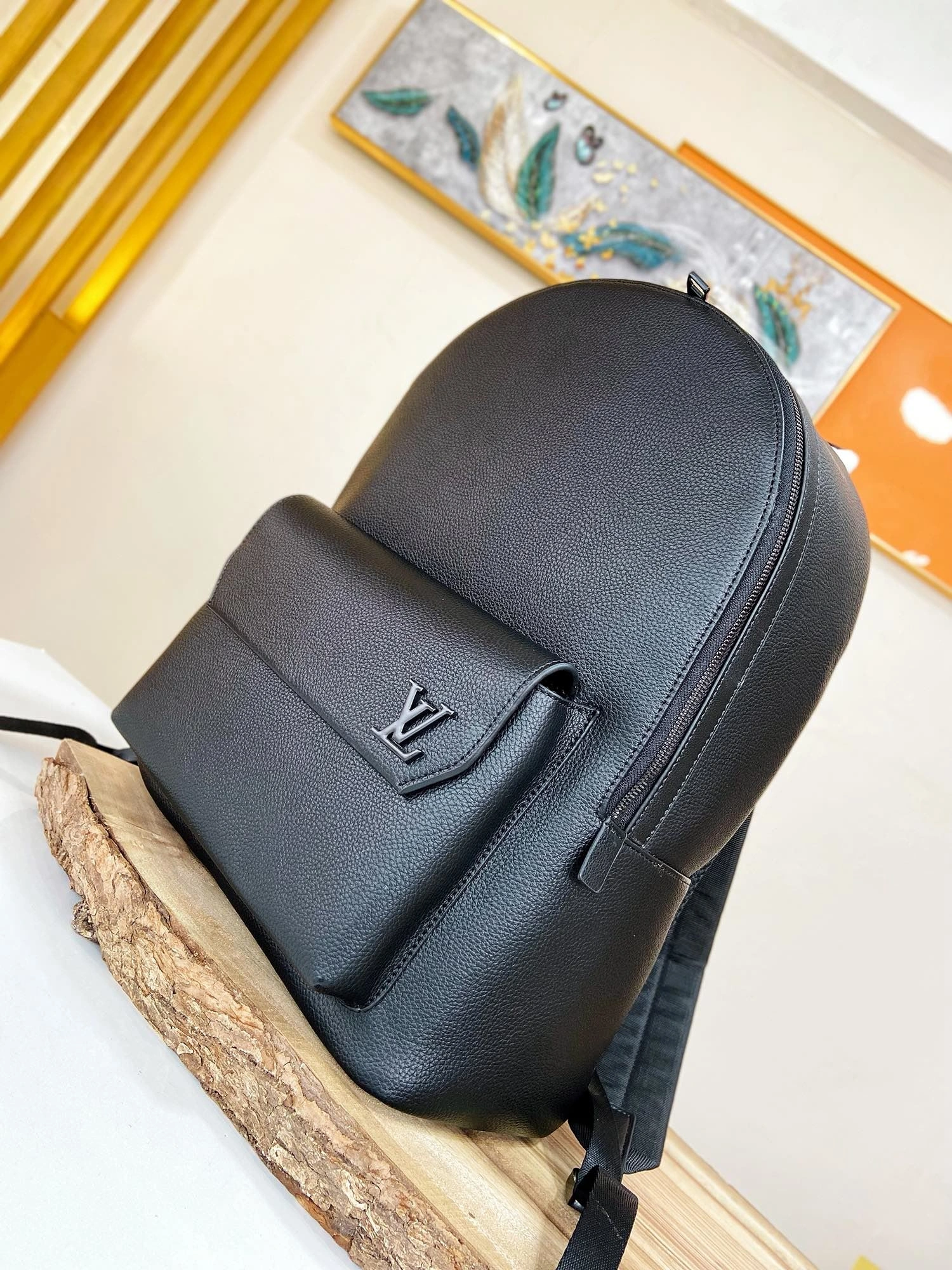 Snug Mens Louis Vuitton Backpacks 92830
