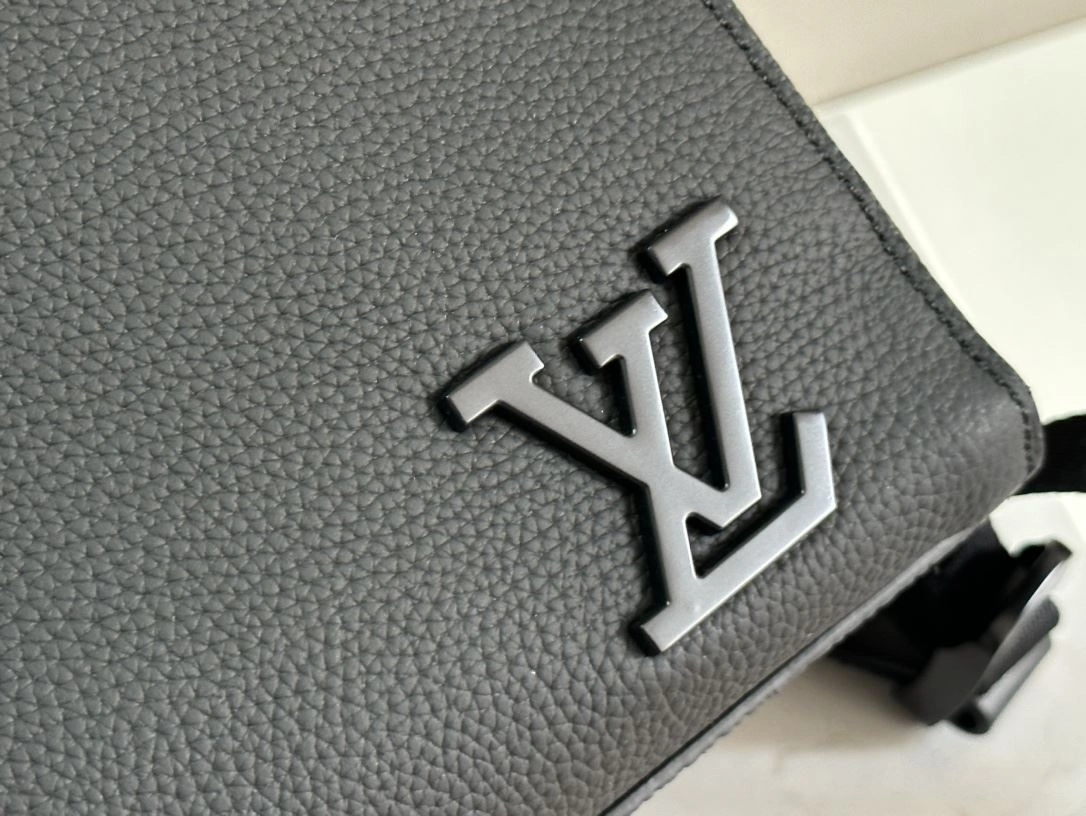 Breathable Mens Louis Vuitton Backpacks 91788
