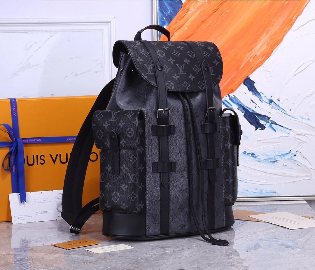 Mens Louis Vuitton Backpacks Sleek 91795