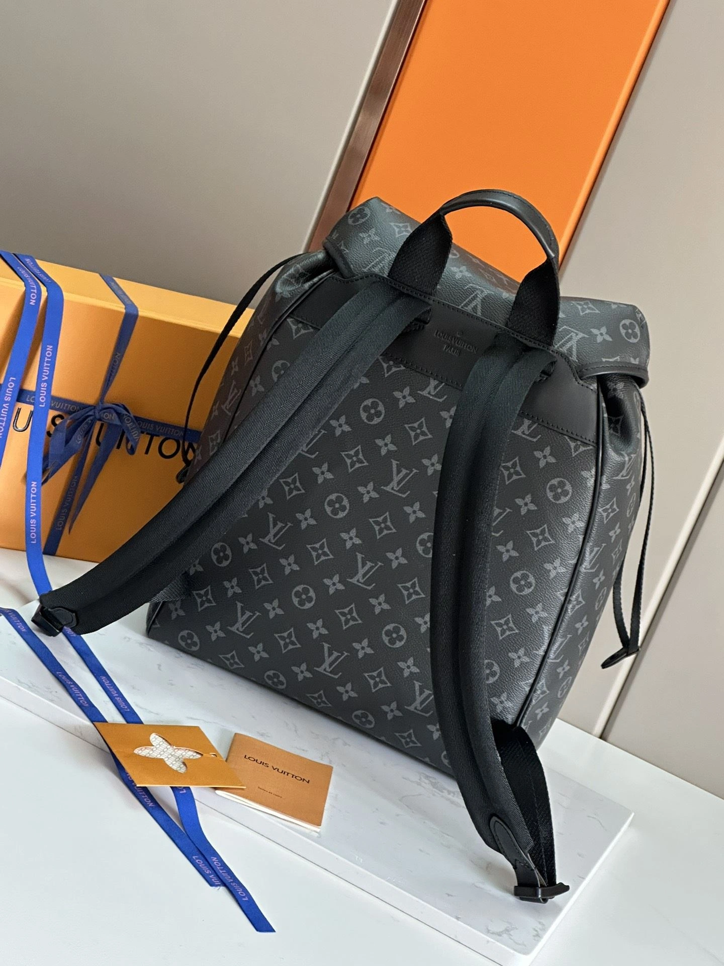 Mens Louis Vuitton Backpacks FlexibleFit 91782