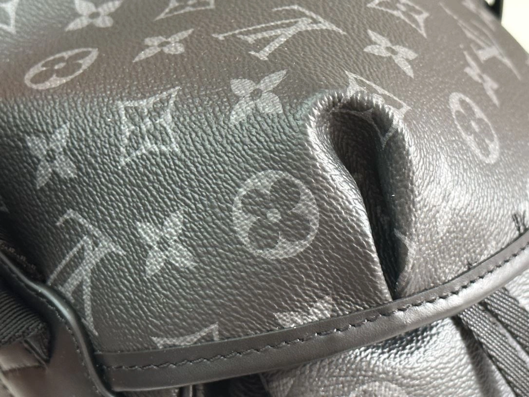 Mens Louis Vuitton Backpacks FlexibleFit 91782