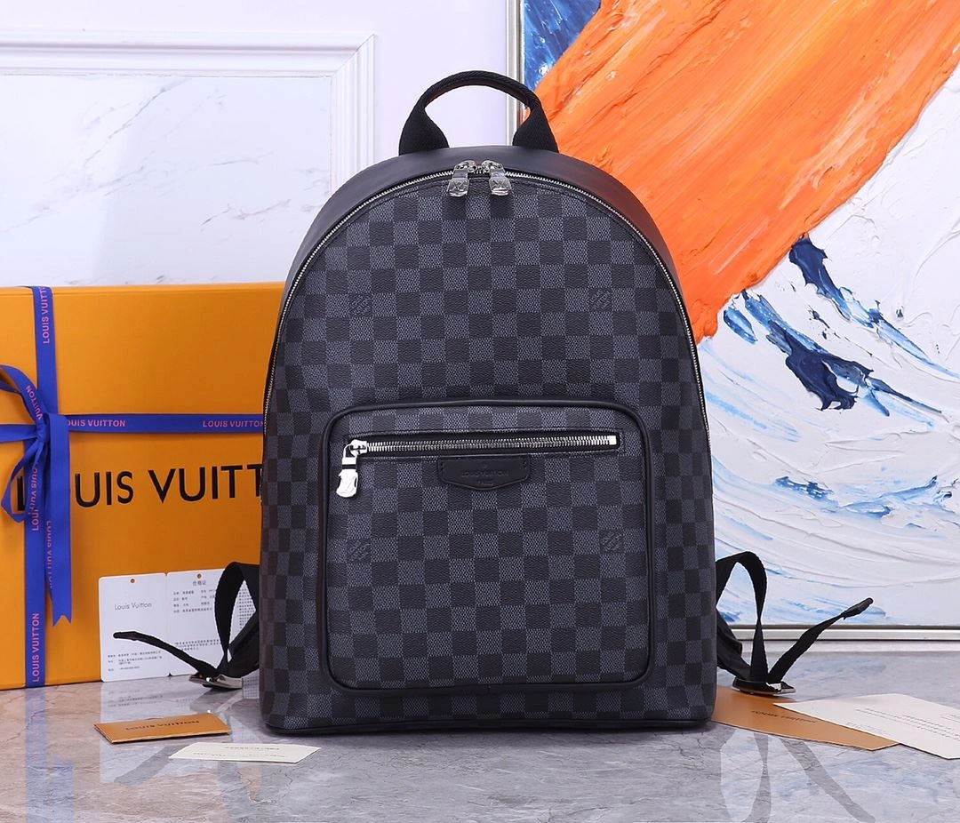 Mens Louis Vuitton Backpacks Popular 91779