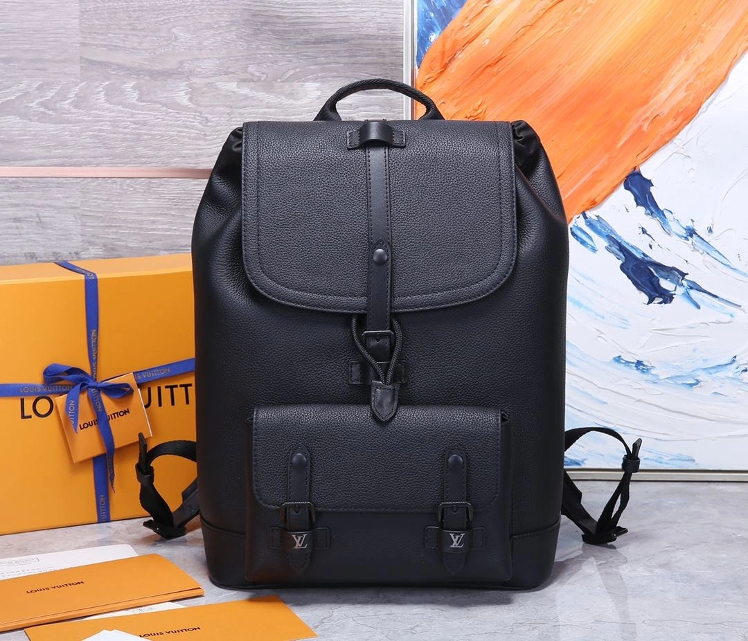 EyeCatching Mens Louis Vuitton Backpacks 91775