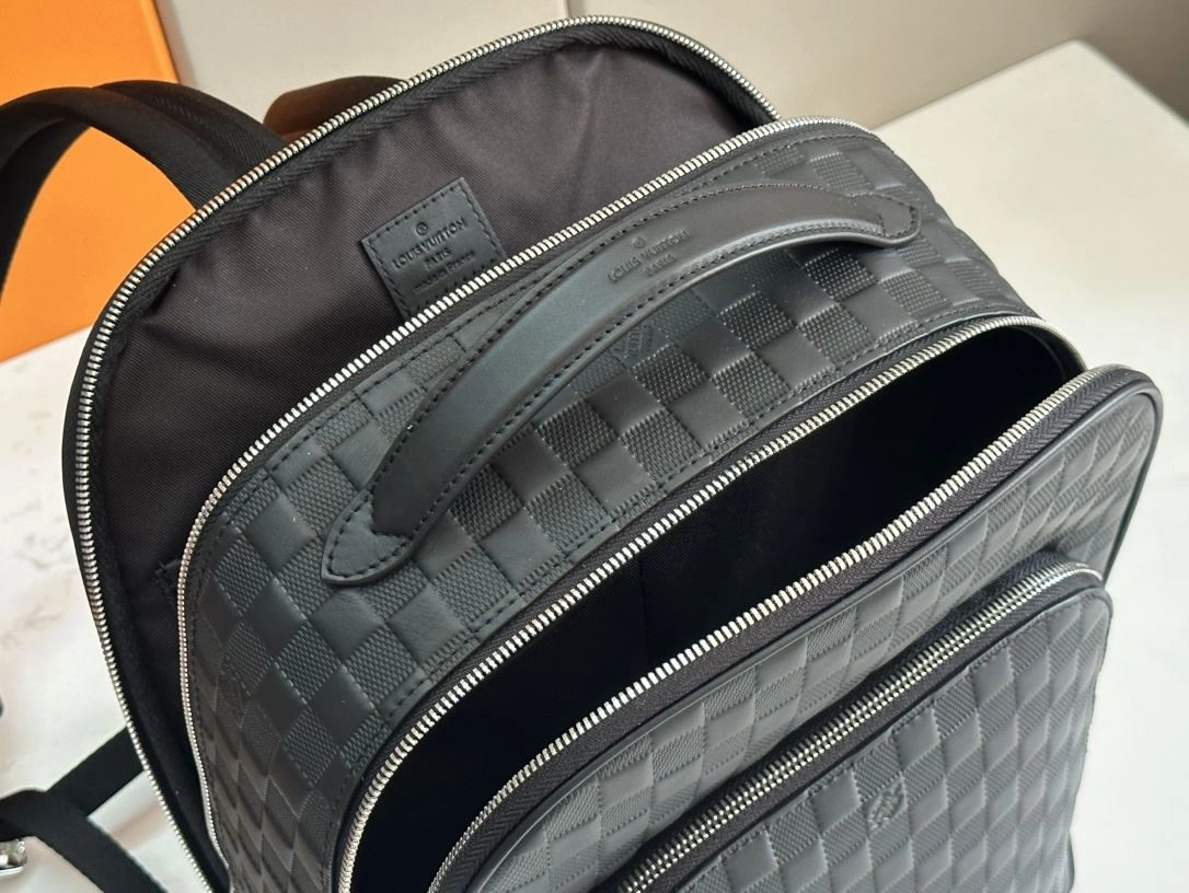 Mens Louis Vuitton Backpacks Compact 91808