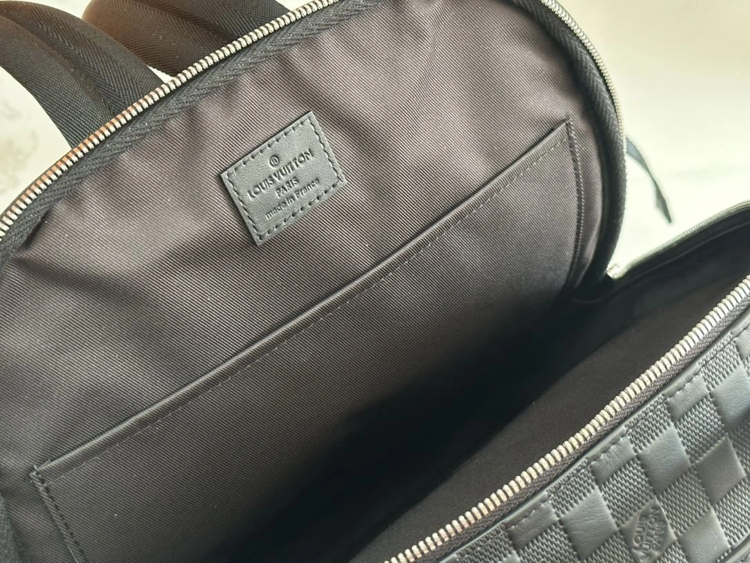 Mens Louis Vuitton Backpacks Compact 91808