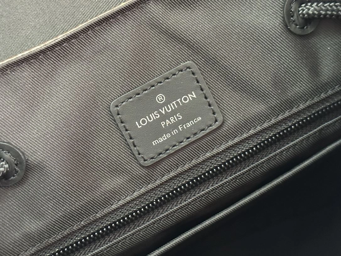 ComfortFit Mens Louis Vuitton Backpacks 91760