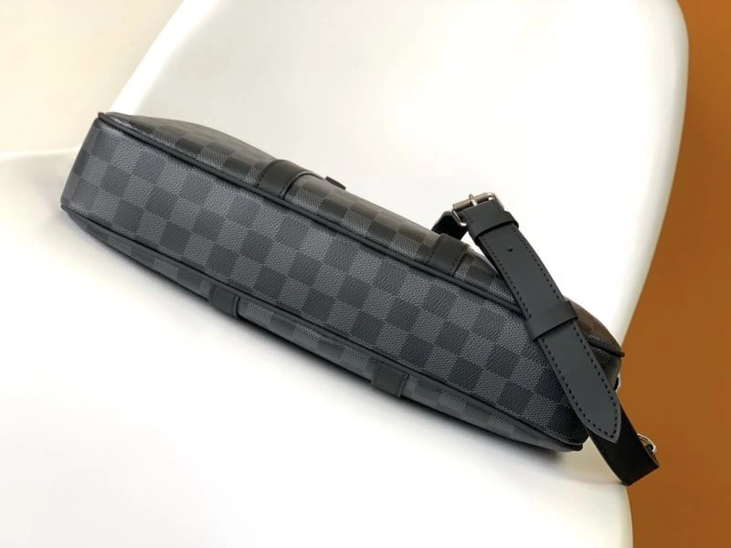 WaterResistant Mens Louis Vuitton Briefcases 94123