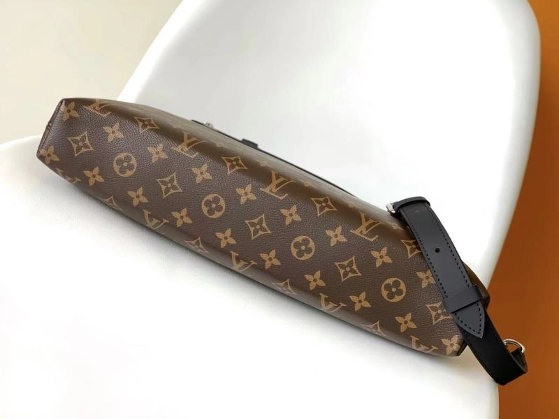 Efficient Mens Louis Vuitton Briefcases 94079