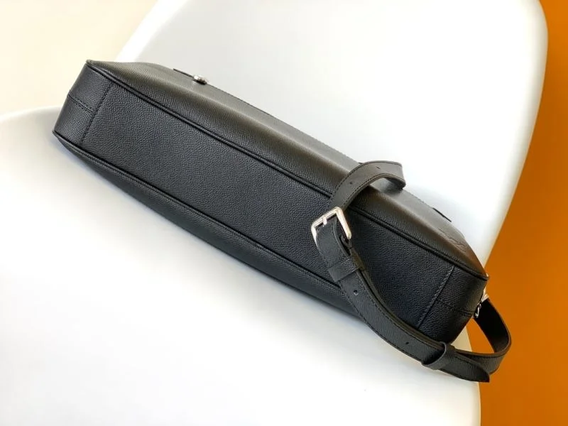 WrinkleFree Mens Louis Vuitton Briefcases 42070