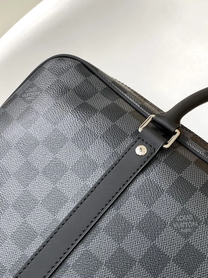 Mens Louis Vuitton Briefcases Sporty 42071