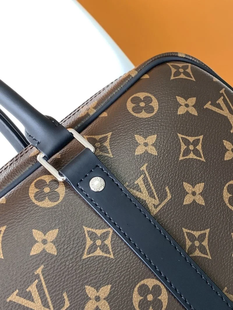 Mens Louis Vuitton Briefcases SmoothTexture 42076