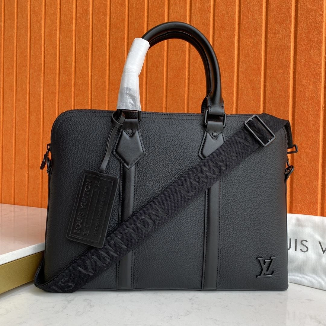 Mens Louis Vuitton Briefcases Minimalist 92814
