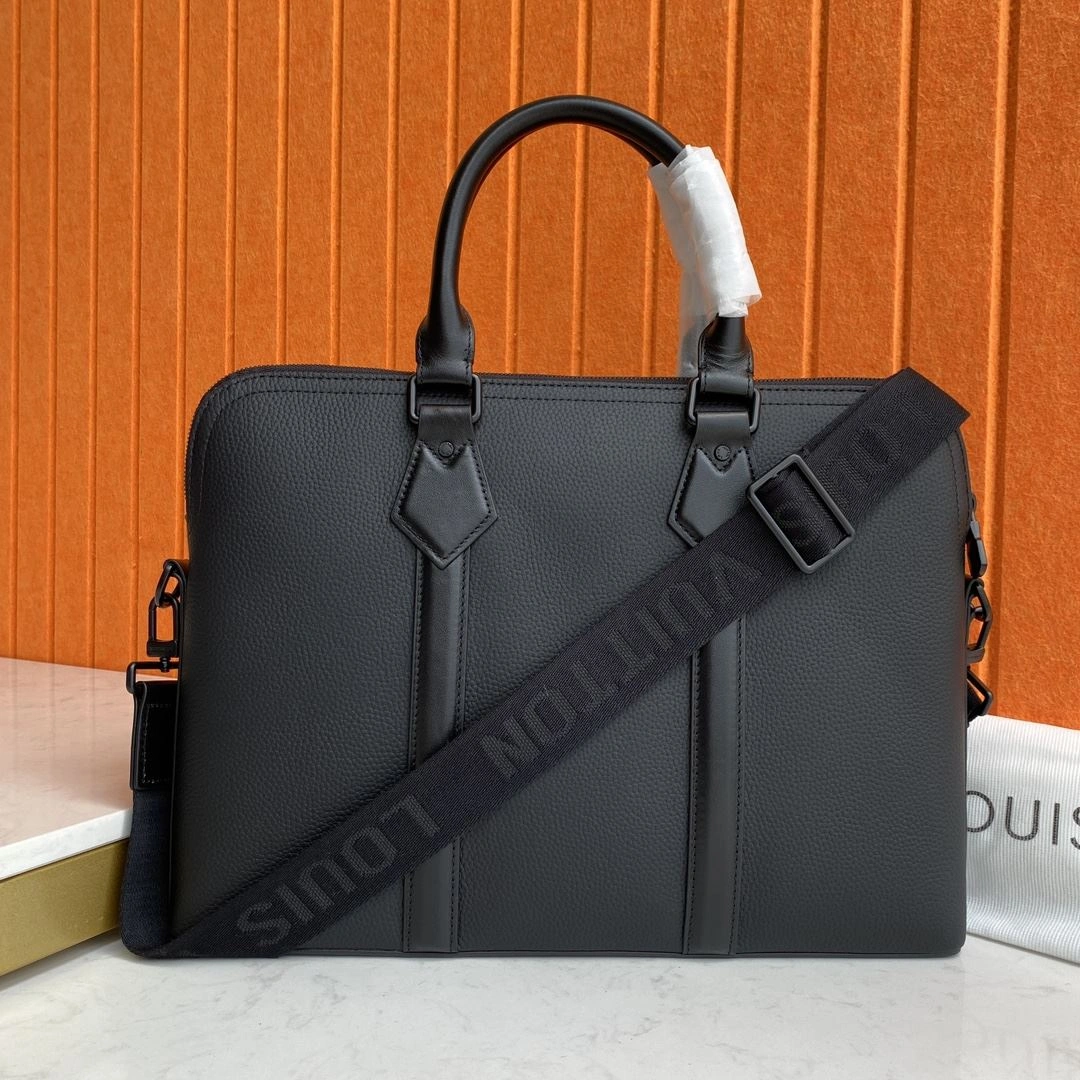 Mens Louis Vuitton Briefcases Minimalist 92814