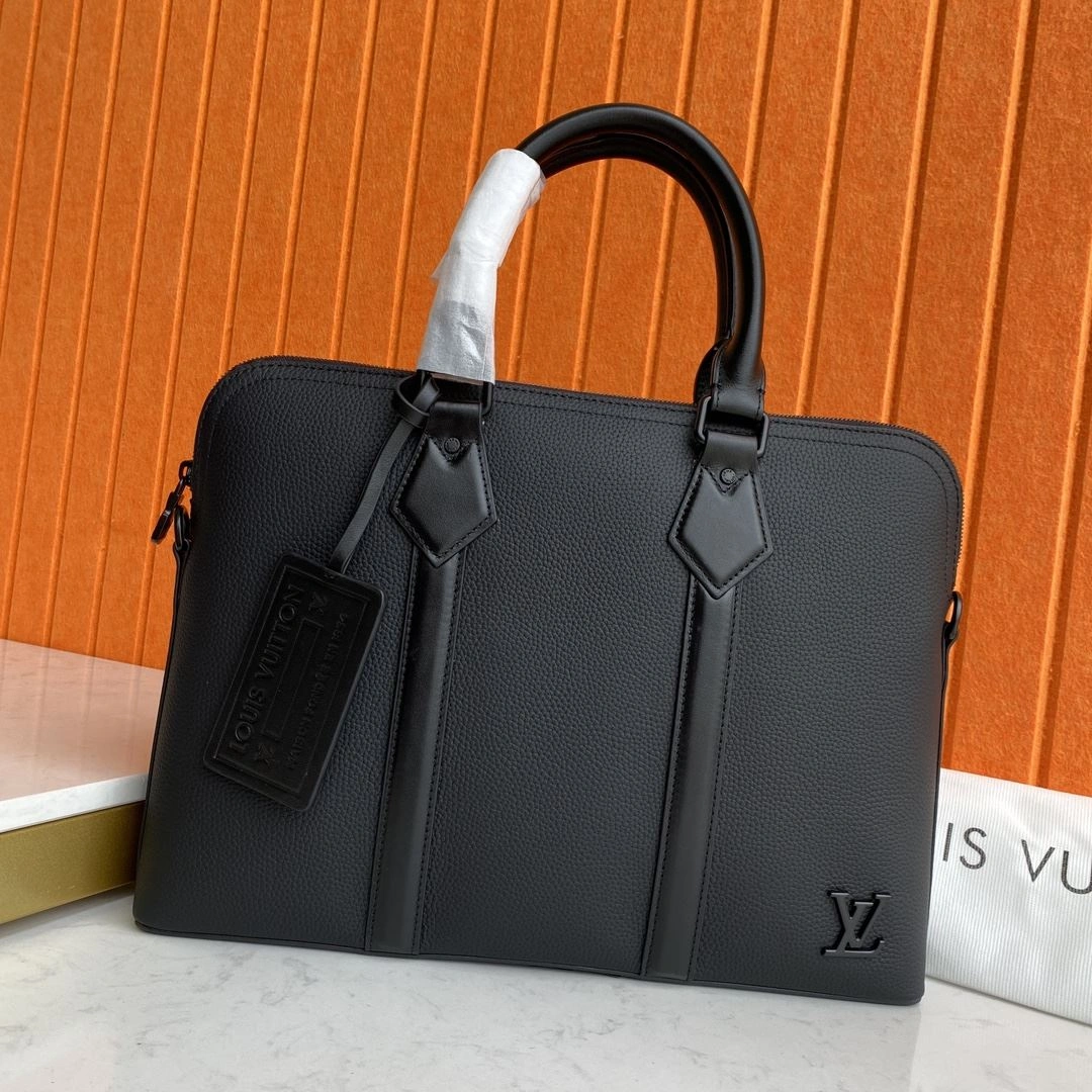 Mens Louis Vuitton Briefcases Minimalist 92814