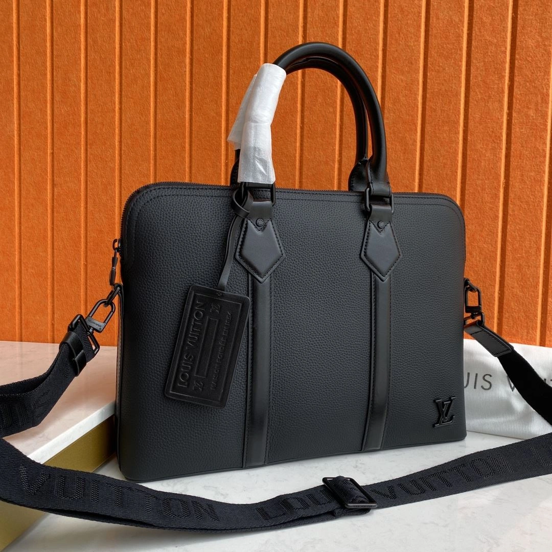 Mens Louis Vuitton Briefcases Minimalist 92814