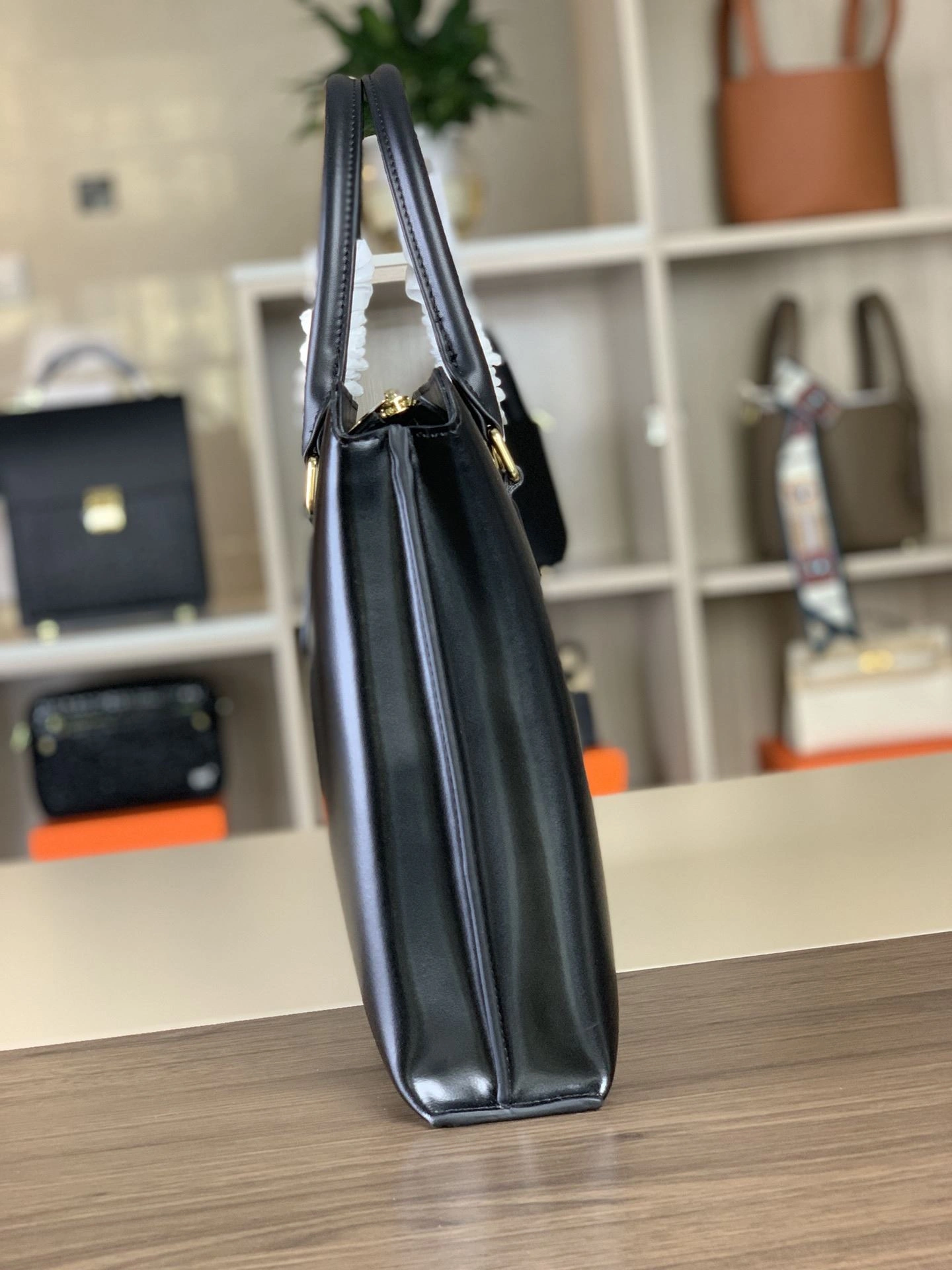 Sleek Mens Louis Vuitton Briefcases 92815