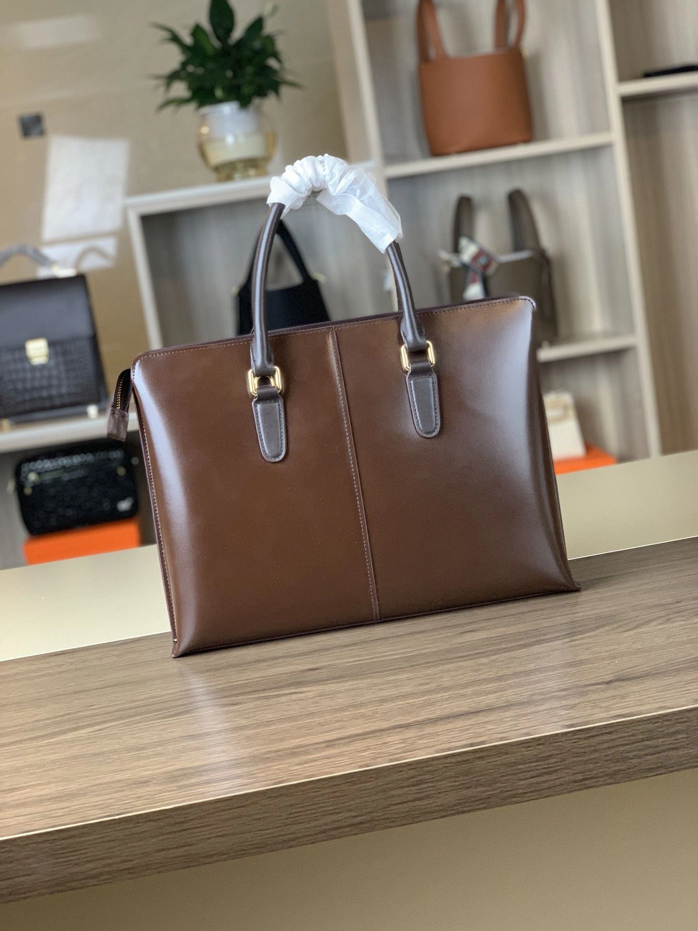 ModernLook Mens Louis Vuitton Briefcases 92812