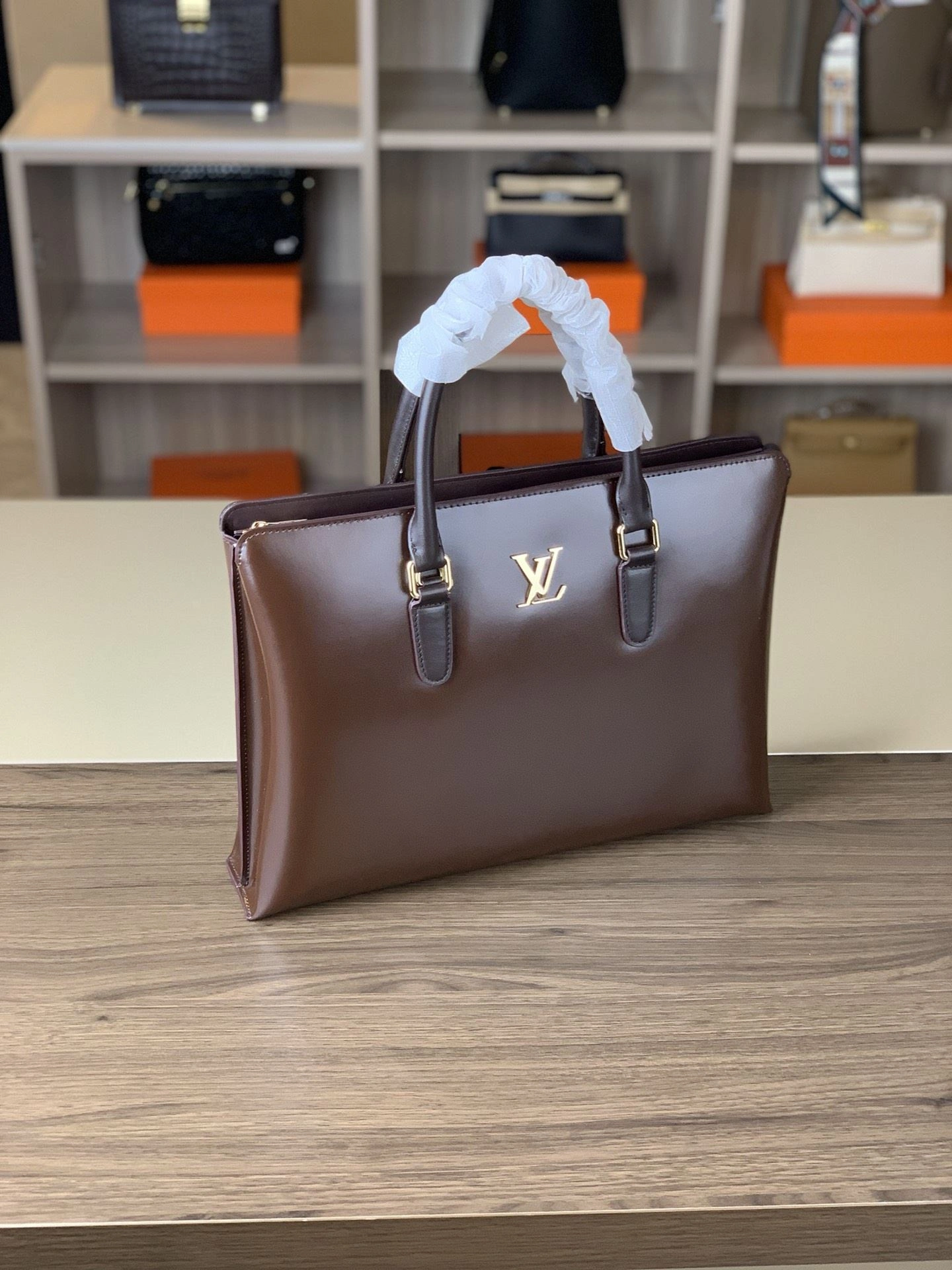 ModernLook Mens Louis Vuitton Briefcases 92812