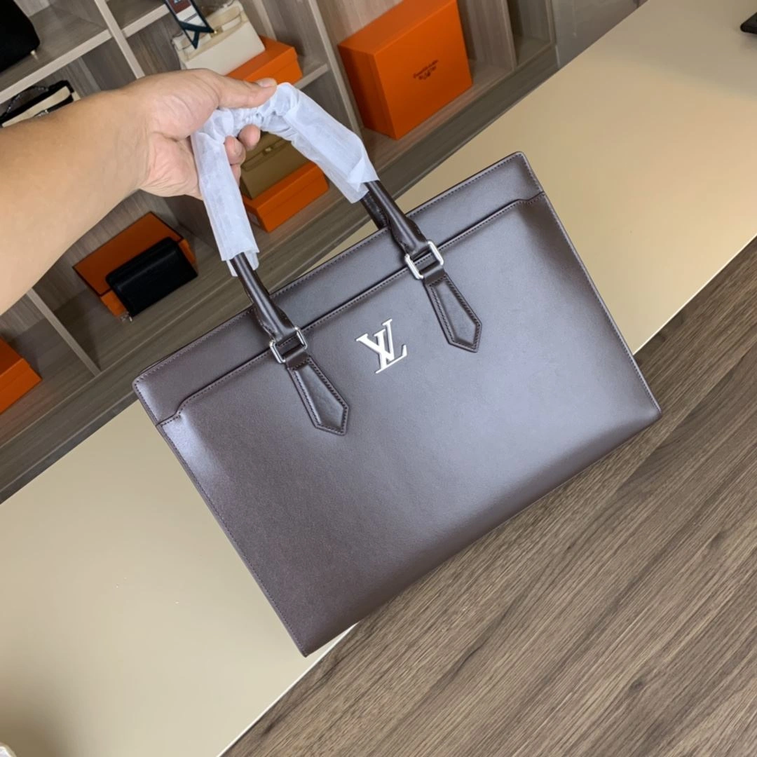 Supportive Mens Louis Vuitton Briefcases 92835