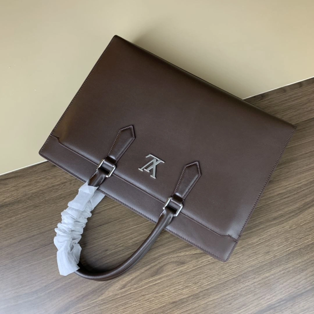 Supportive Mens Louis Vuitton Briefcases 92835