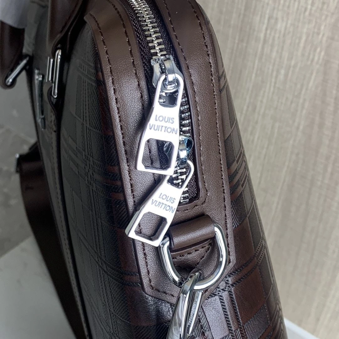 Mens Louis Vuitton Briefcases Casual 92807
