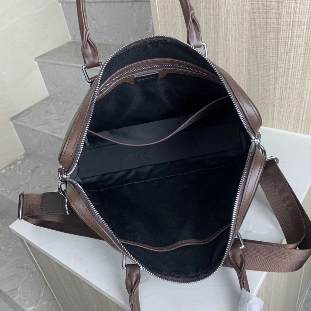 Mens Louis Vuitton Briefcases Casual 92807