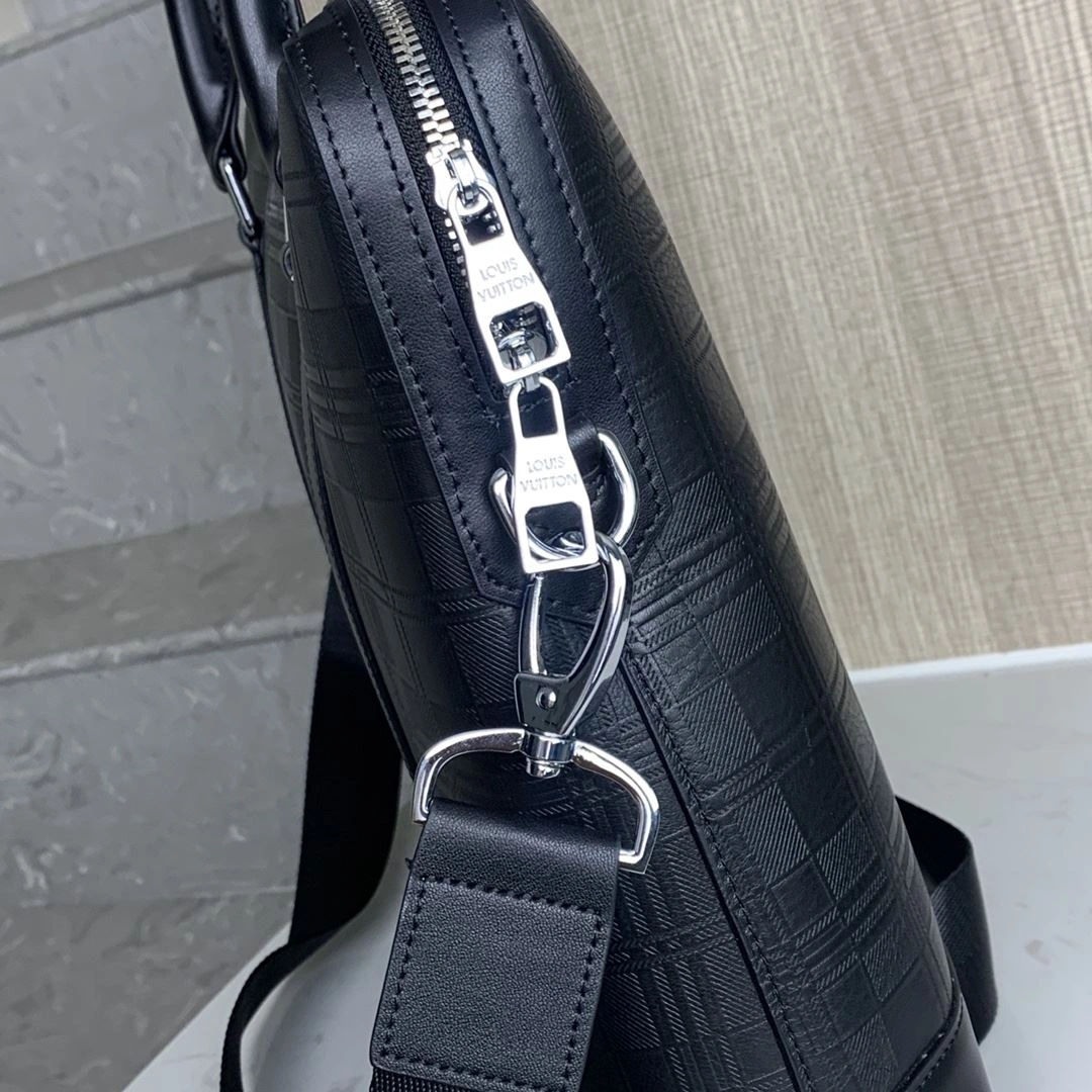 Mens Louis Vuitton Briefcases EasyCare 92806