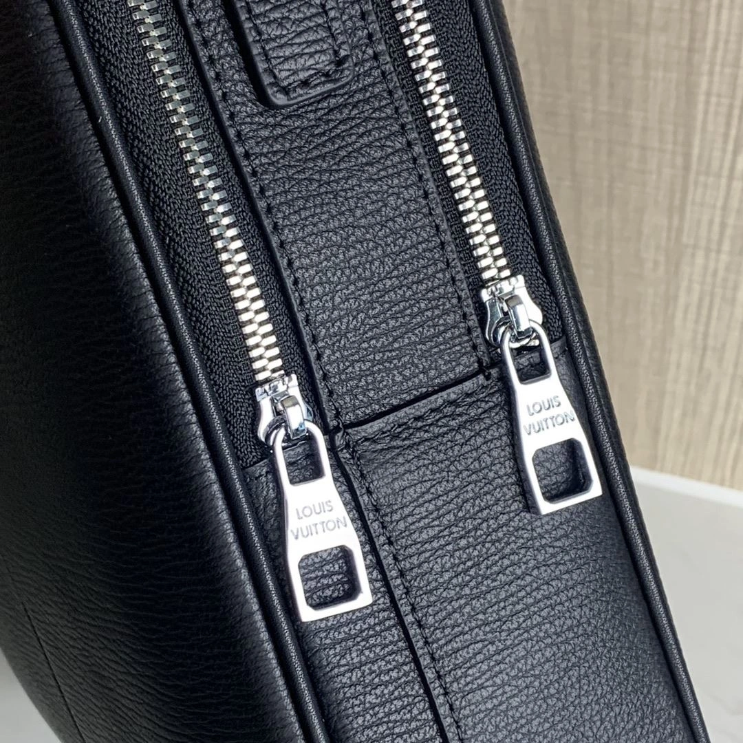 Fashionable Mens Louis Vuitton Briefcases 92805