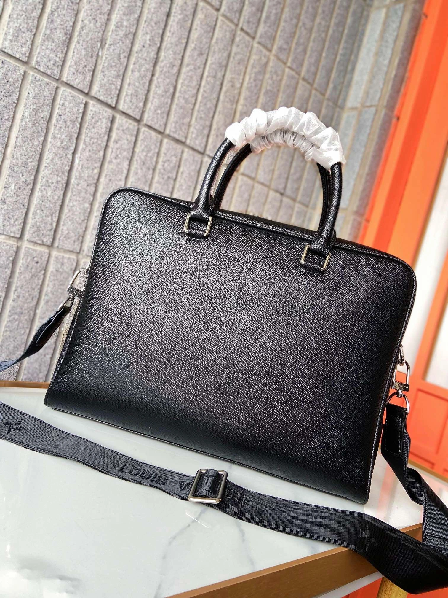 Thermal Mens Louis Vuitton Briefcases 92804